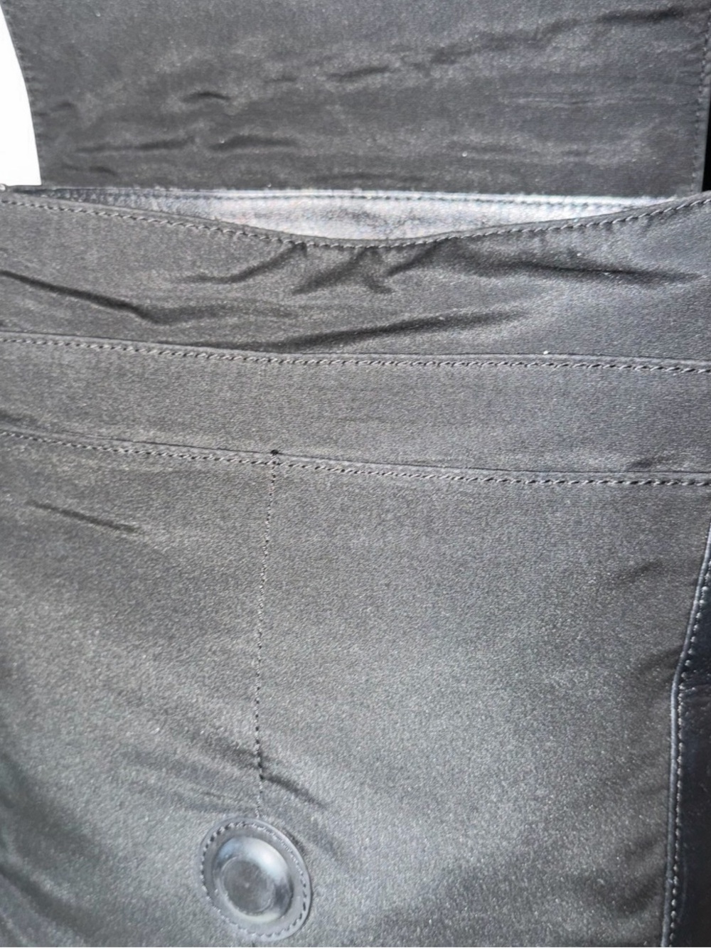 Bally Authentic Nylon/leather Black Crossbody Shoulder Bag - Picture 3 of 7